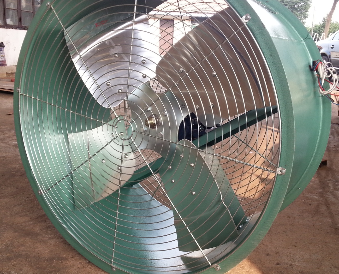 Axial exhaust fans are to be shipped to American clinet